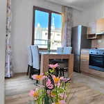 Rilska - Center And Sea Garden 布尔加斯