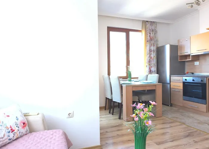 Rilska - Center And Sea Garden * Burgaz