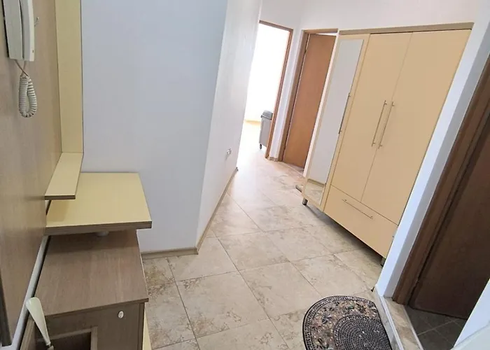 Rilska - Center And Sea Garden * Burgaz