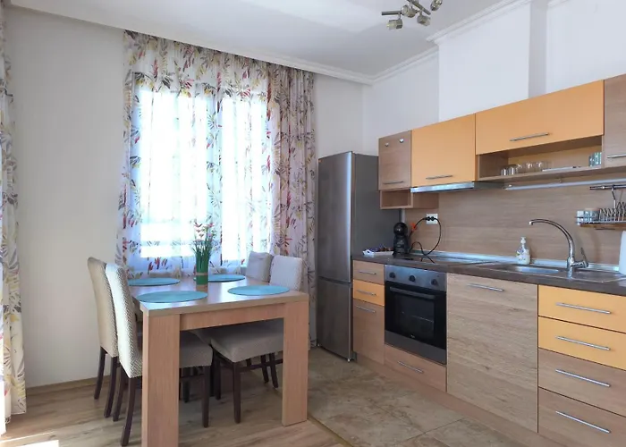 Rilska - Center And Sea Garden * Burgaz